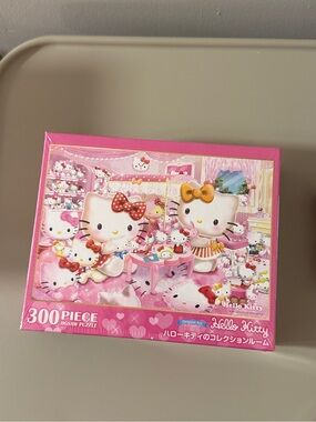 Brand new Hello Kitty 300-Piece Kids Puzzle — Pink